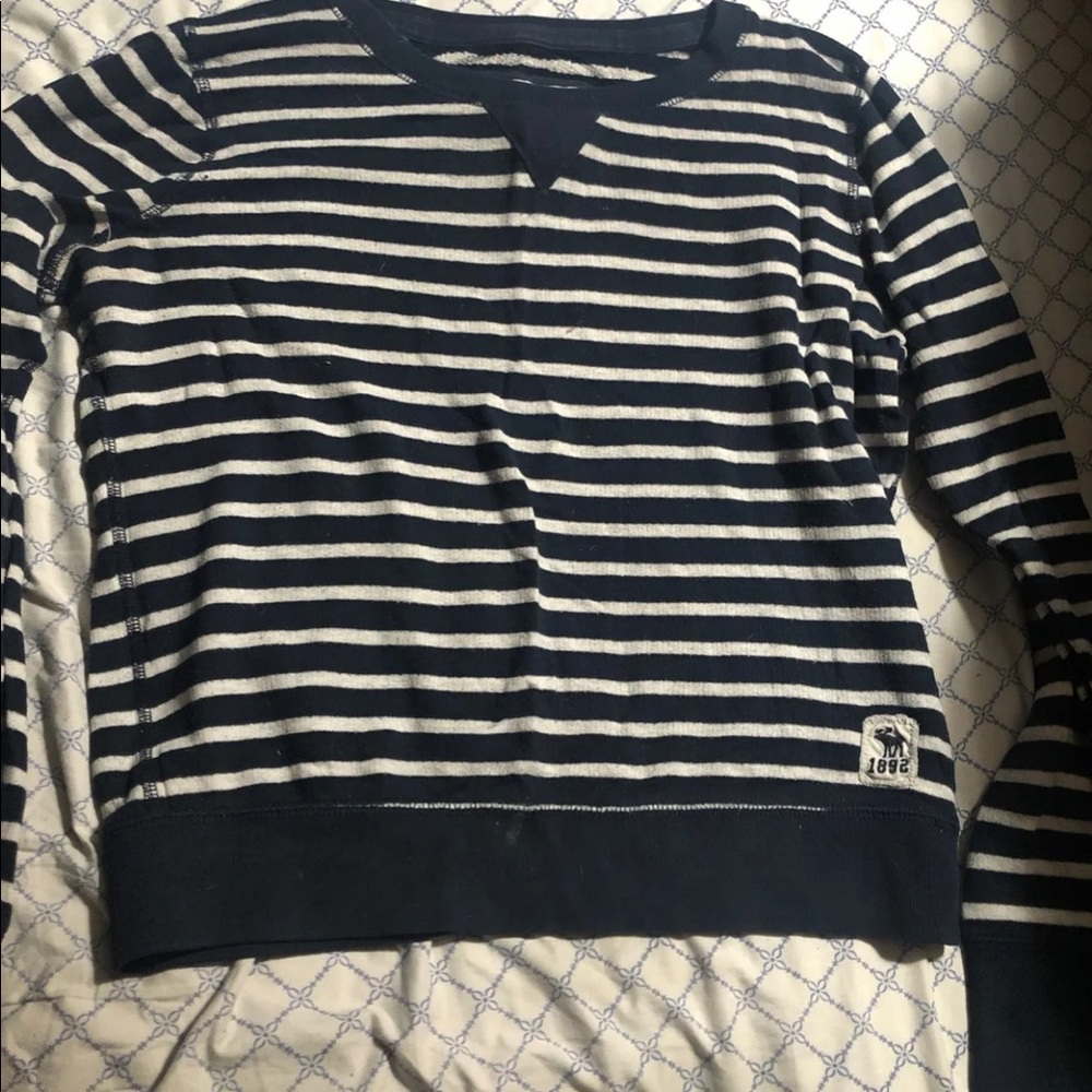 Navy and white long sleeved shirt